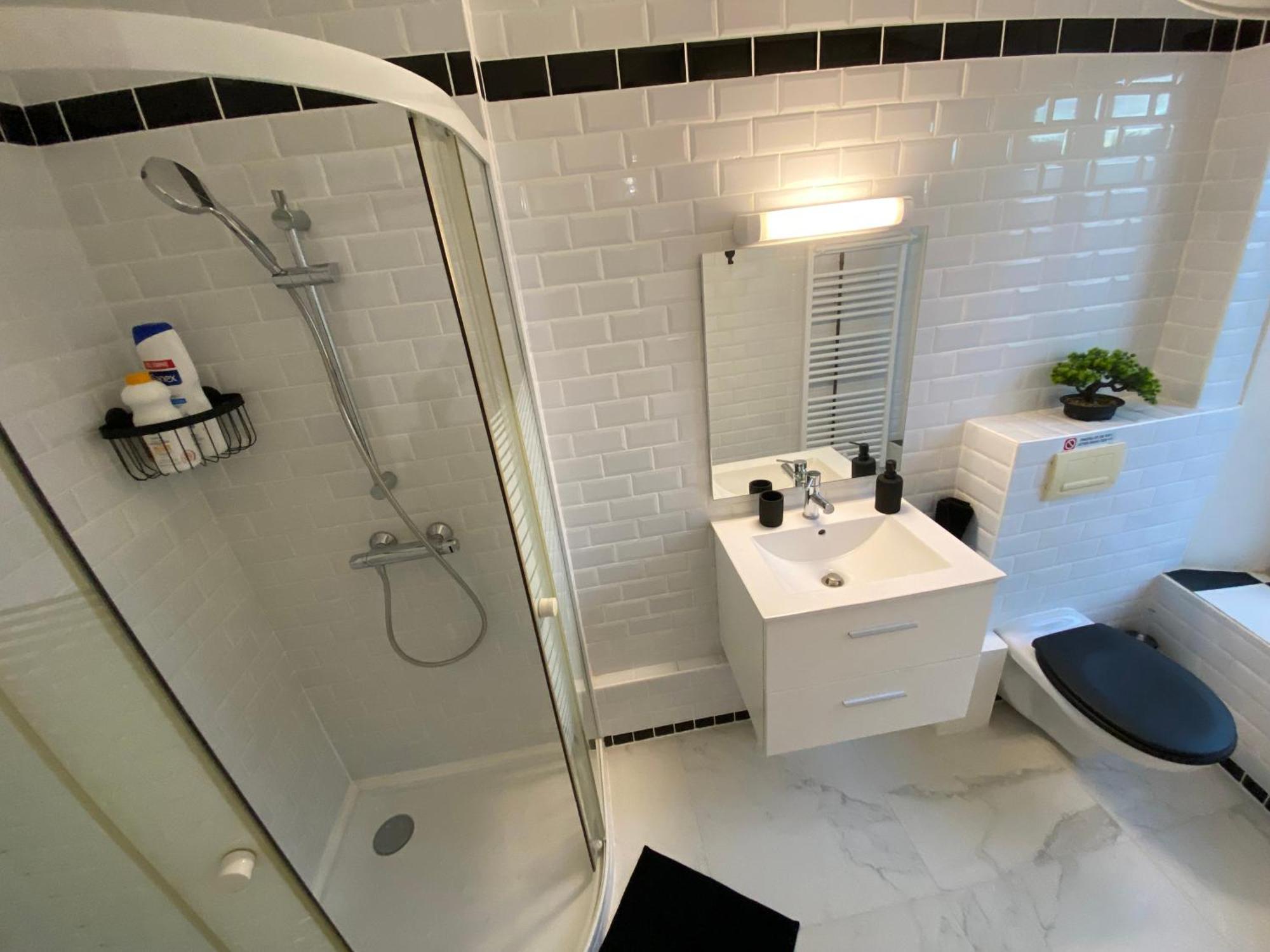 L'Industriel Apartment Ablis Екстериор снимка